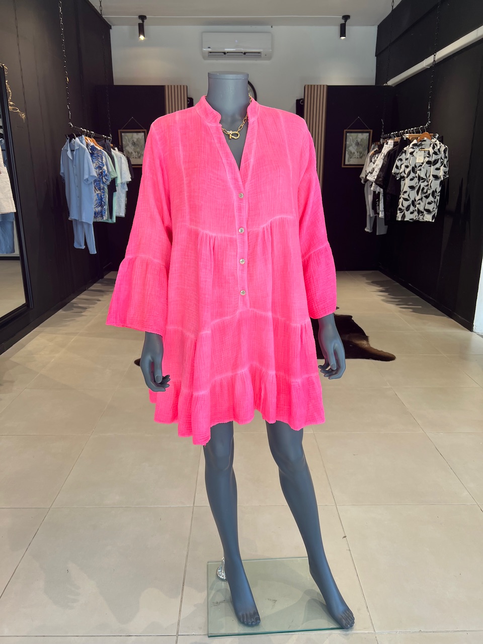 robe SUNNY fluo rose made in italie  perle des iles 974 mode femme homme parfumerie bar a parfum saint pierre la reunion