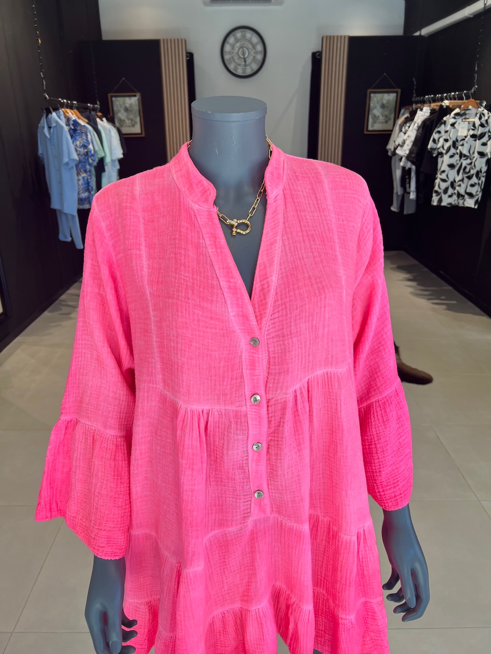 robe SUNNY fluo rose made in italie  perle des iles 974 mode femme homme parfumerie bar a parfum saint pierre la reunion