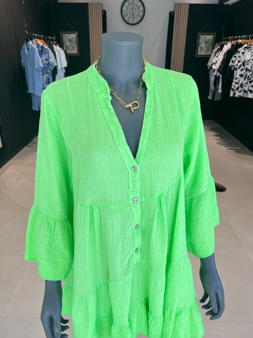 robe SUNNY fluo vert made in italie  perle des iles 974 mode femme homme parfumerie bar a parfum saint pierre la reunion