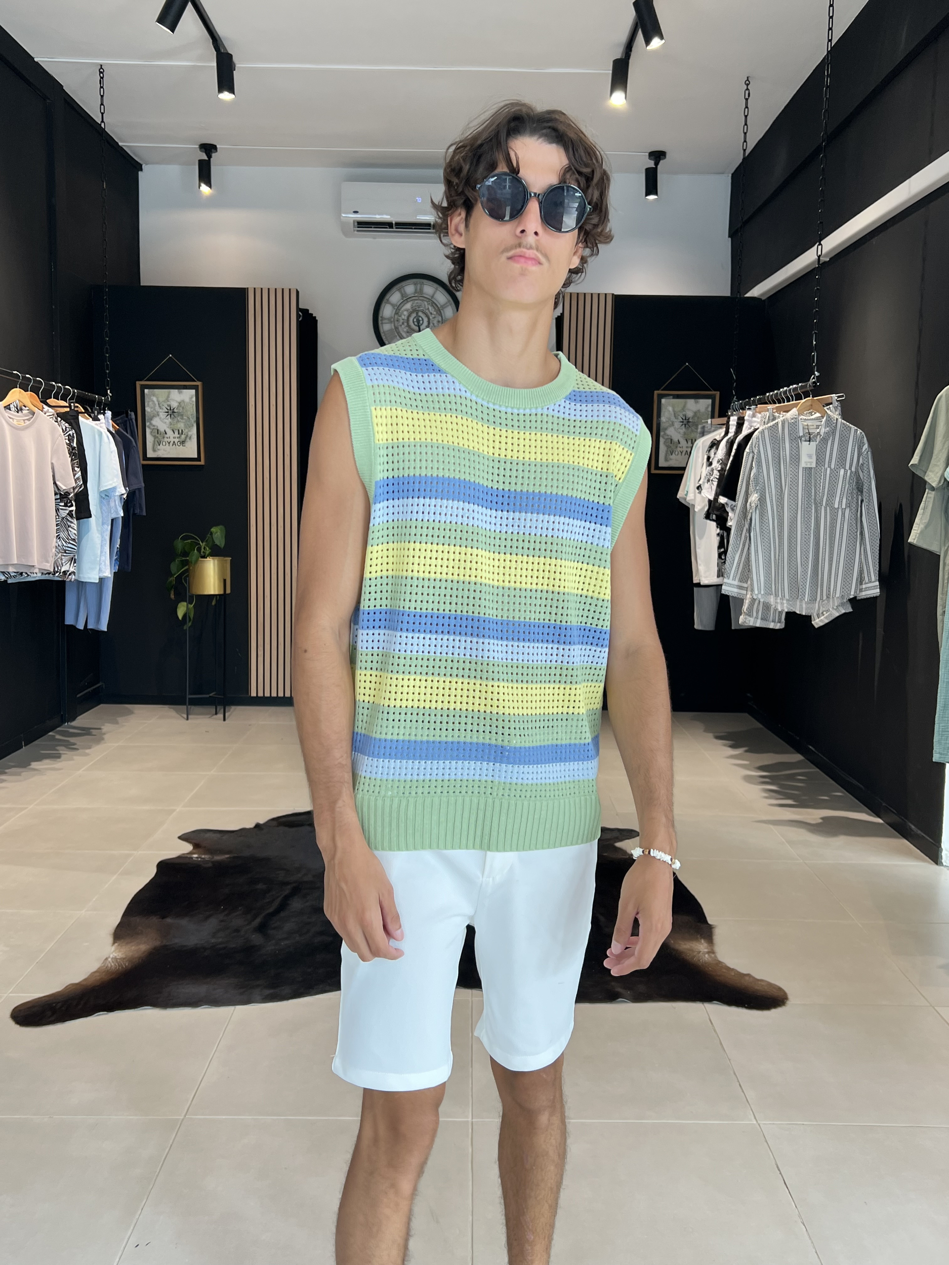 pull tee shirt  mylan vert beige perle des iles 974 mode homme bar a parfums la reunion