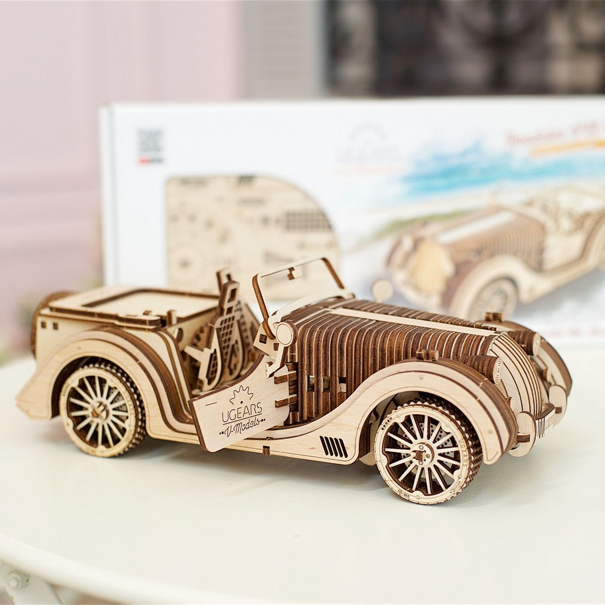 UGEARS maquette en bois pour adulte voiture roadster. une idee cadeau chez ugo et lea   (9)