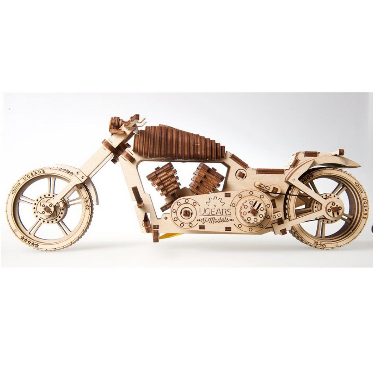 UGEARS maquette en bois pour adulte moto. une idee cadeau chez ugo et lea   (6)