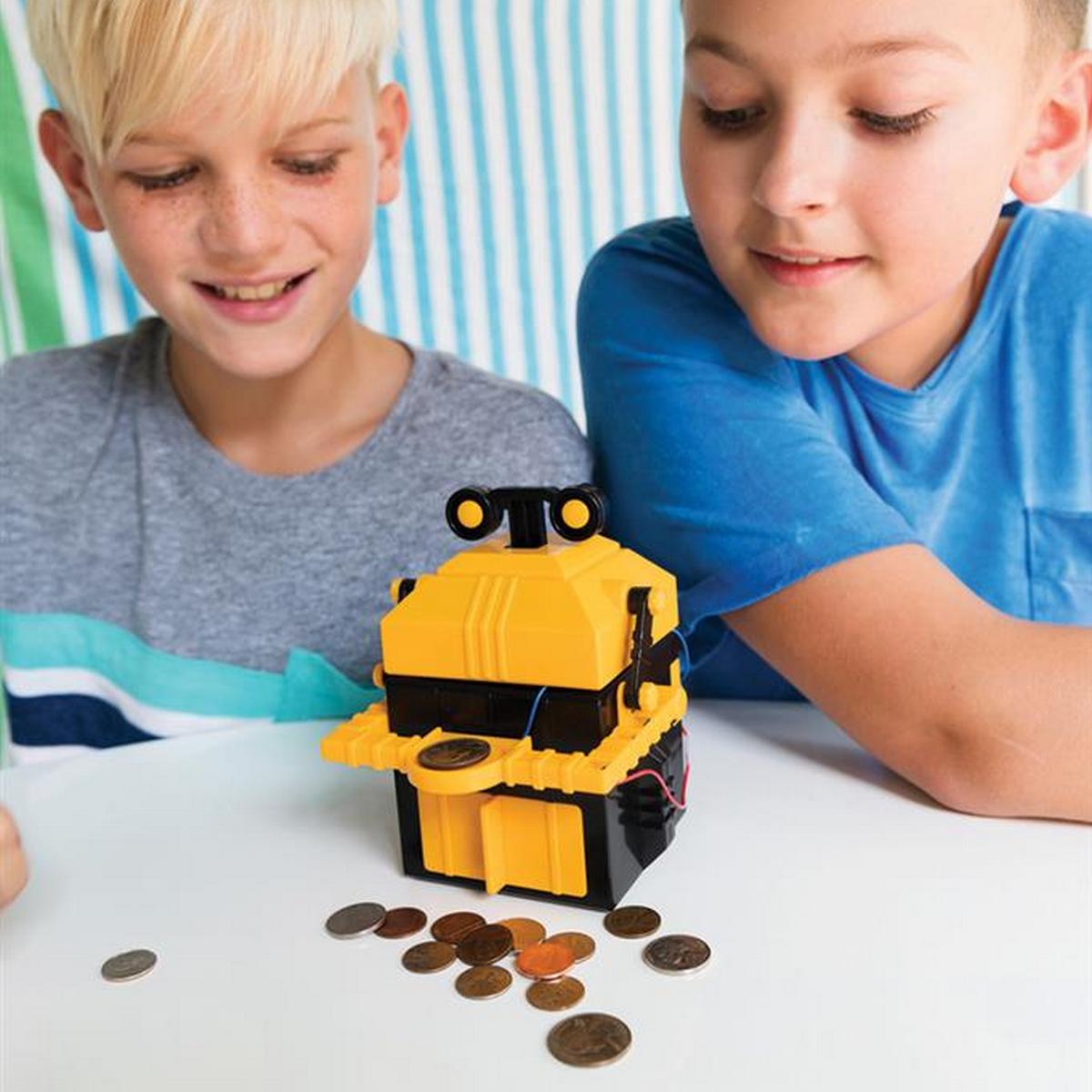 4M kidsrobotix robot tirelire une idee cadeau chez ugo et lea (6)