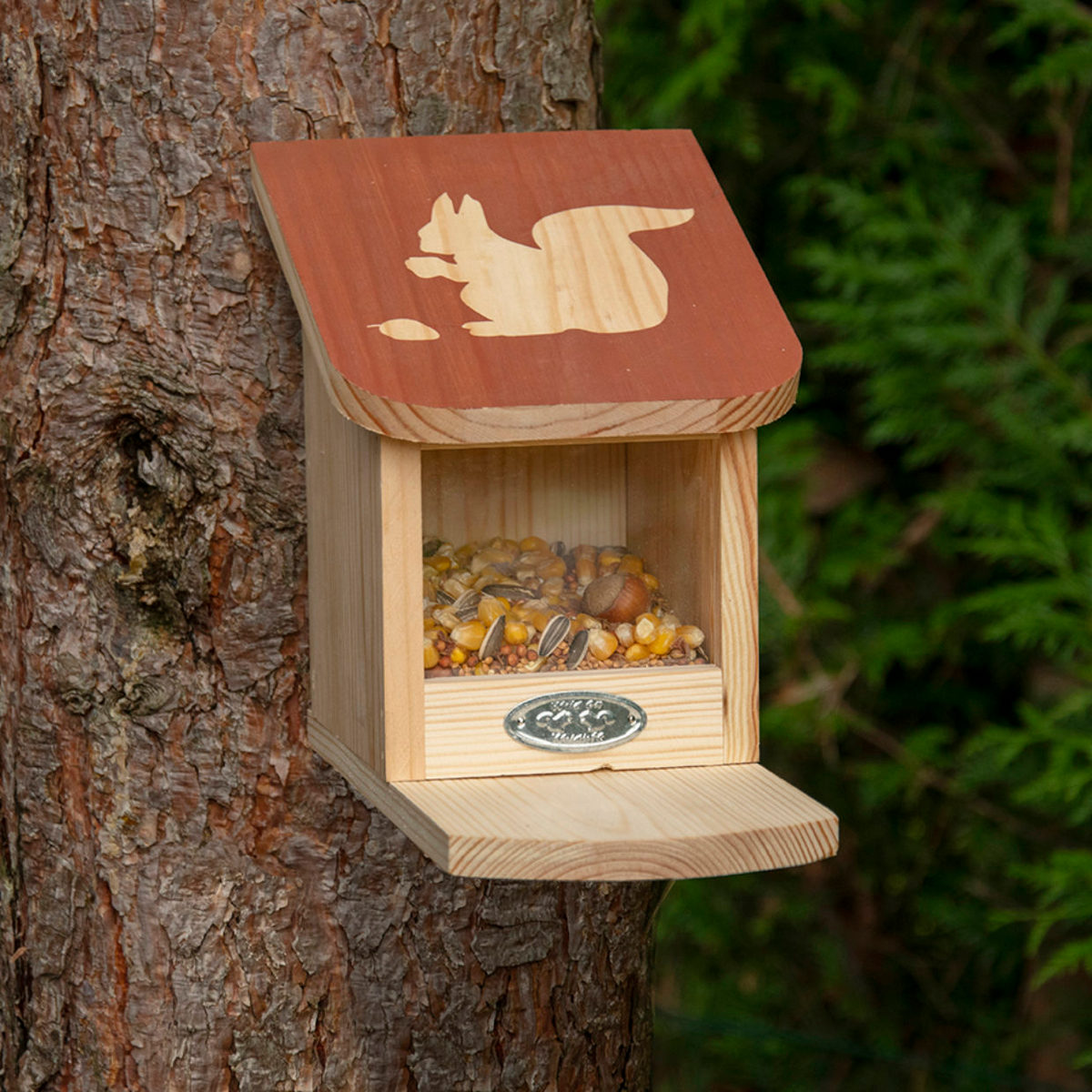 esschert design mangeoir pour ecureuil en bois une idee cadeau chez ugo et lea (1)