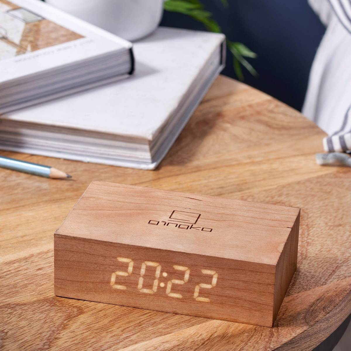 ginkgo reveil en bois de chene une idee cadeau chez ugo et lea  (5)