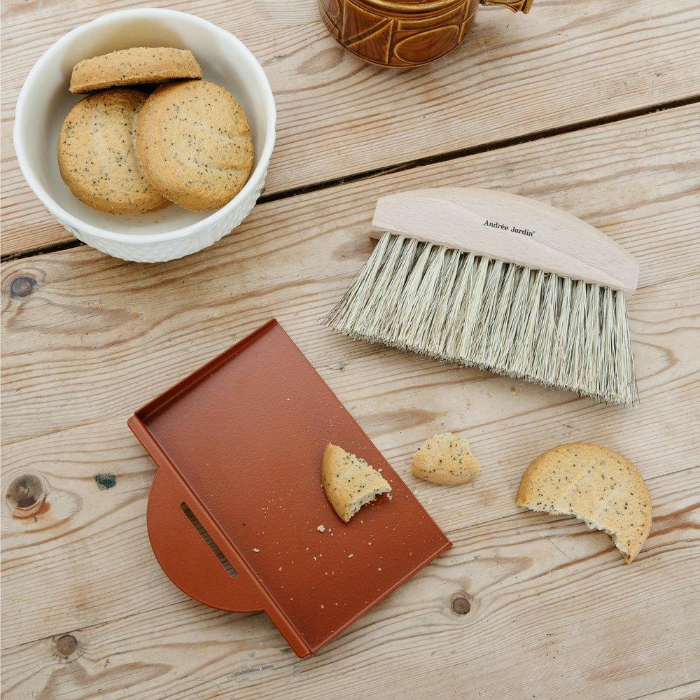 andree jardin ramasse-miettes clynk nature rouge tomette une idee cadeau chez ugo et lea (3)