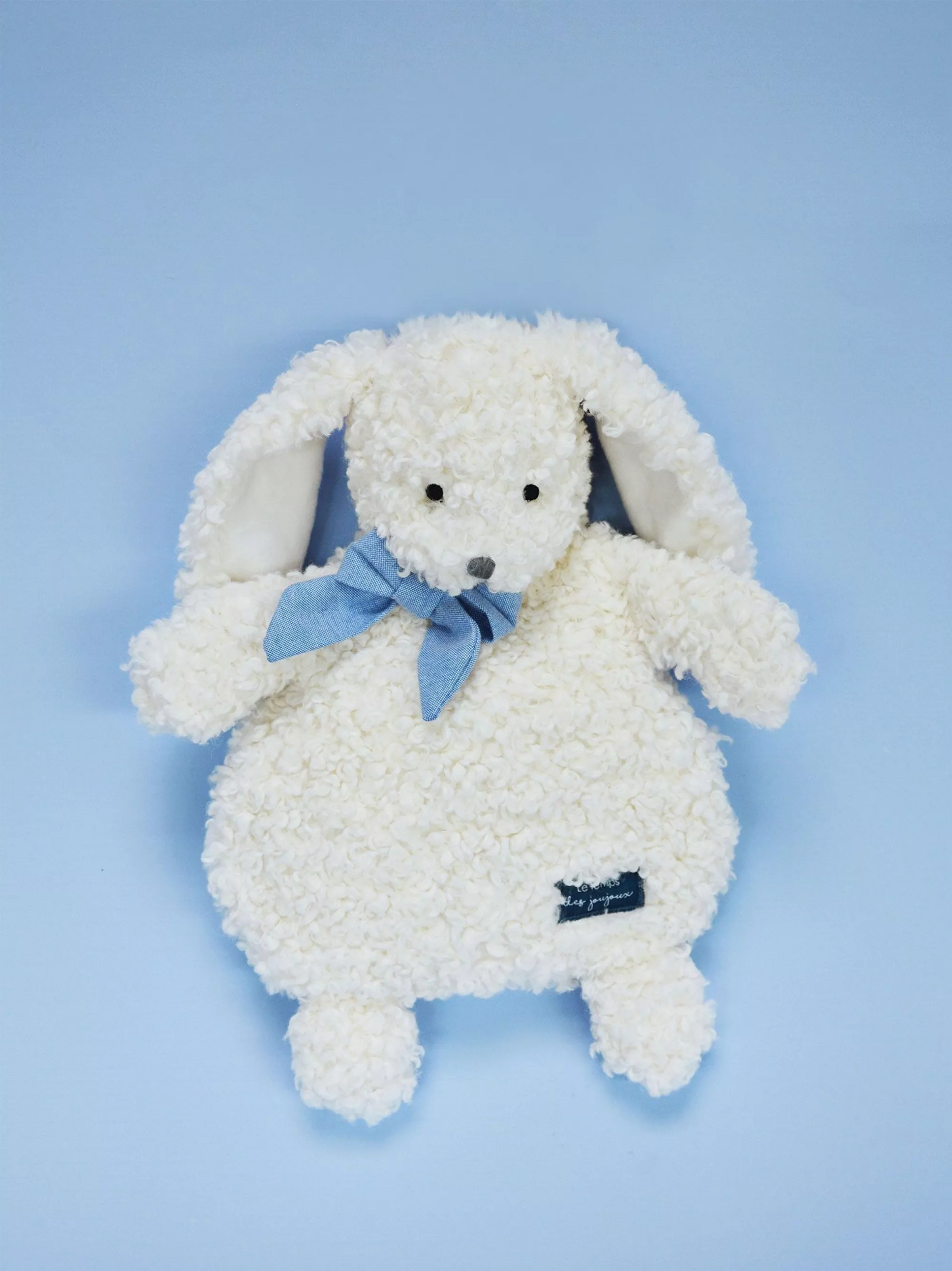 Bouillote avec une apparence de lapin en peluche