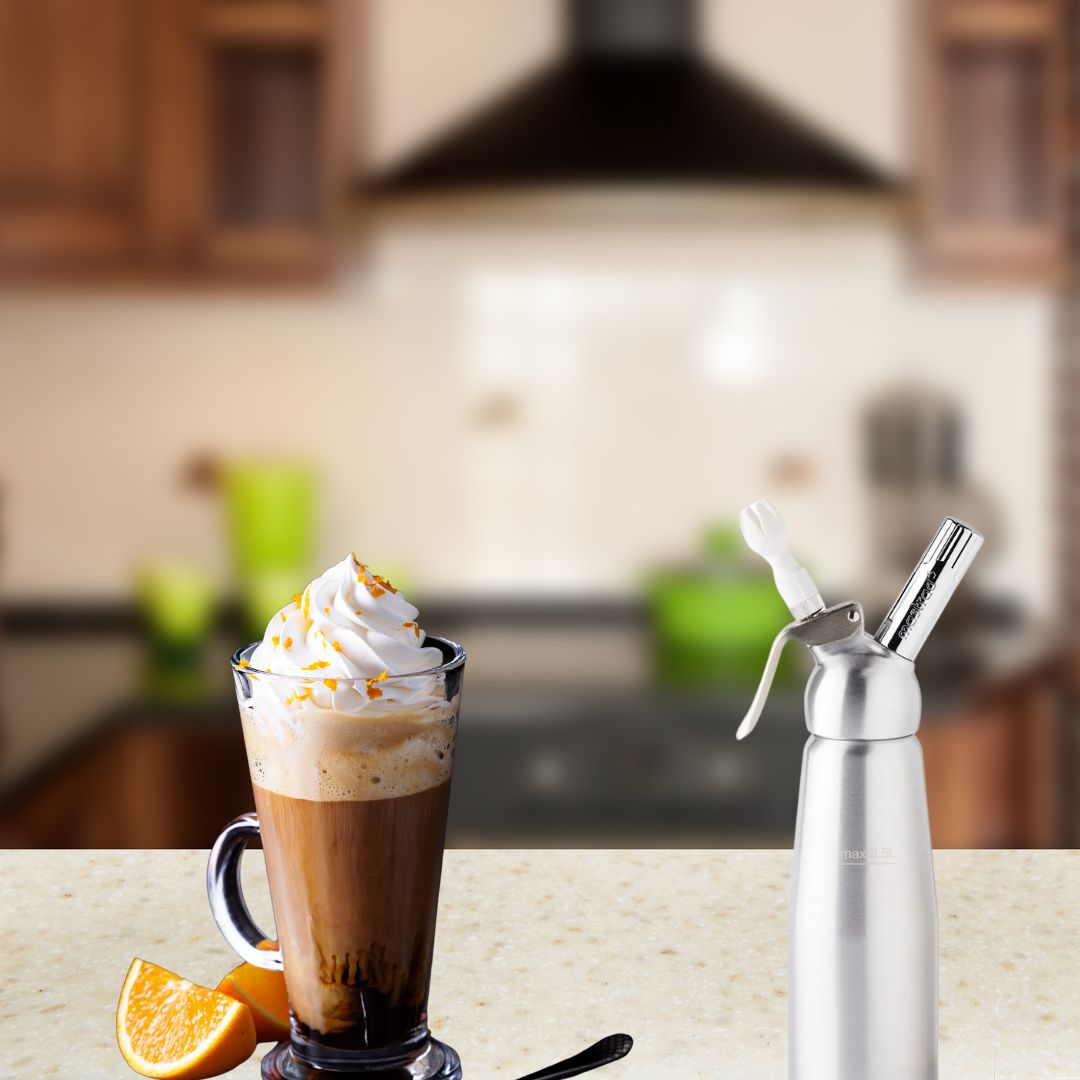 Chocolat viennois et un siphon