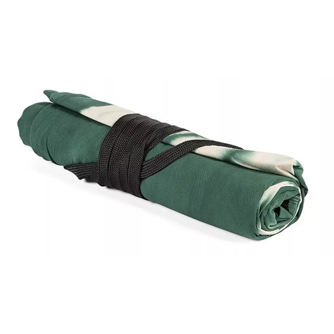 couverture vert enroulée