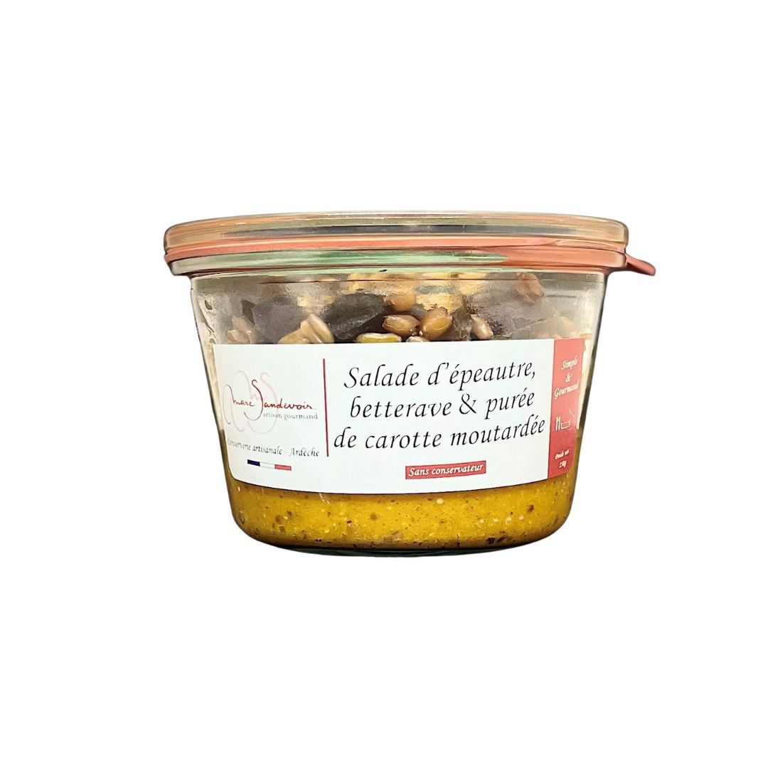 Salade d\'épeautre, betterave rouge & purée de carotte moutardée