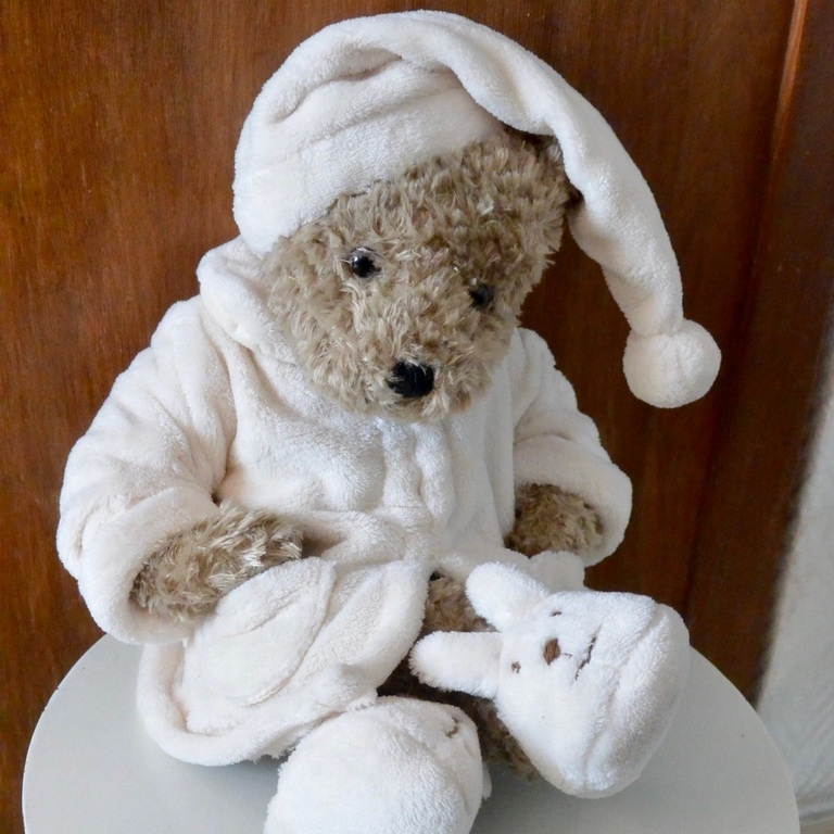 Ours en peluche / Avec peignoir, pantoufles et bonnet / Gaston