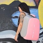 XD DESIGN SAC A DOS BOBBY COMPACT PRINT ROSE (20)