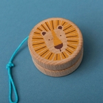 Londji  jeu Yoyo  yo-yo en bois lion Chez Ugo et Léa 1