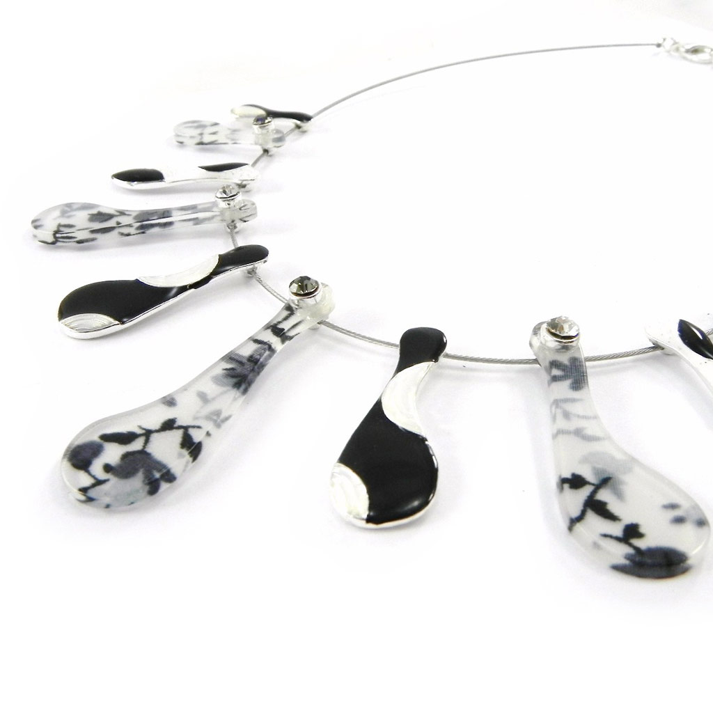 Collier Créateur \'Liberty\' noir blanc - [I5341]