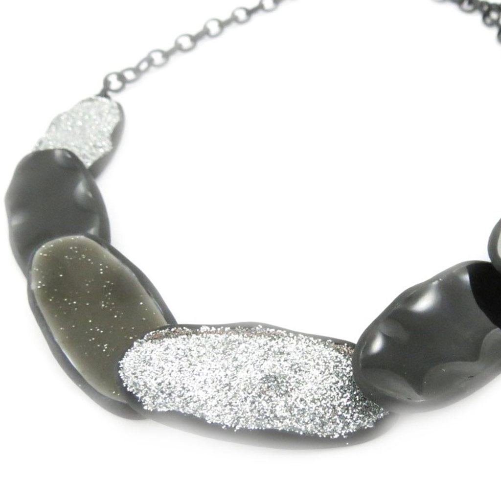 Collier Créateur \'Sissi\' noir gris - [J5377]