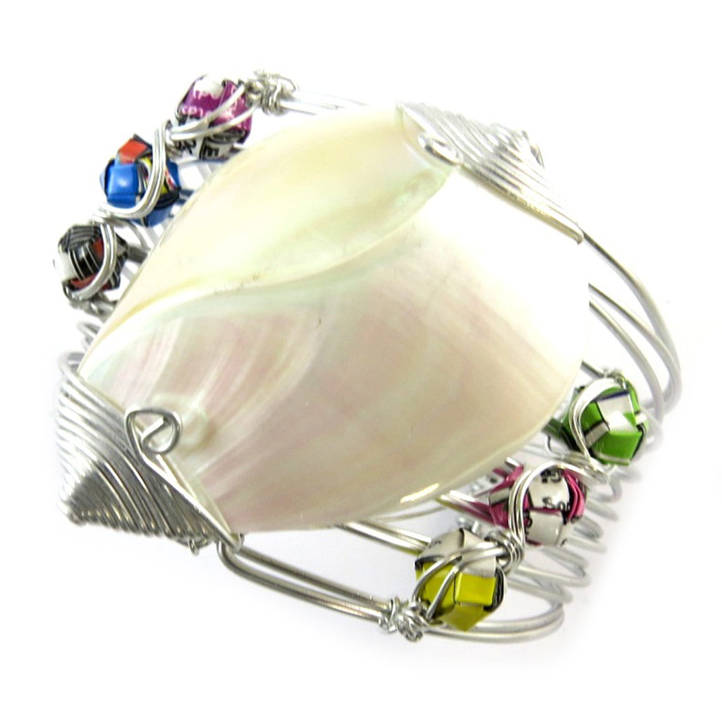 Bracelet artisanal \'New Life\' nacre multicolore (fait main) - [N9542]