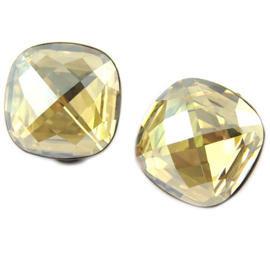 Clips d\'oreilles artisanales \'Tsarine\' doré - 15x15 mm - [P0898]