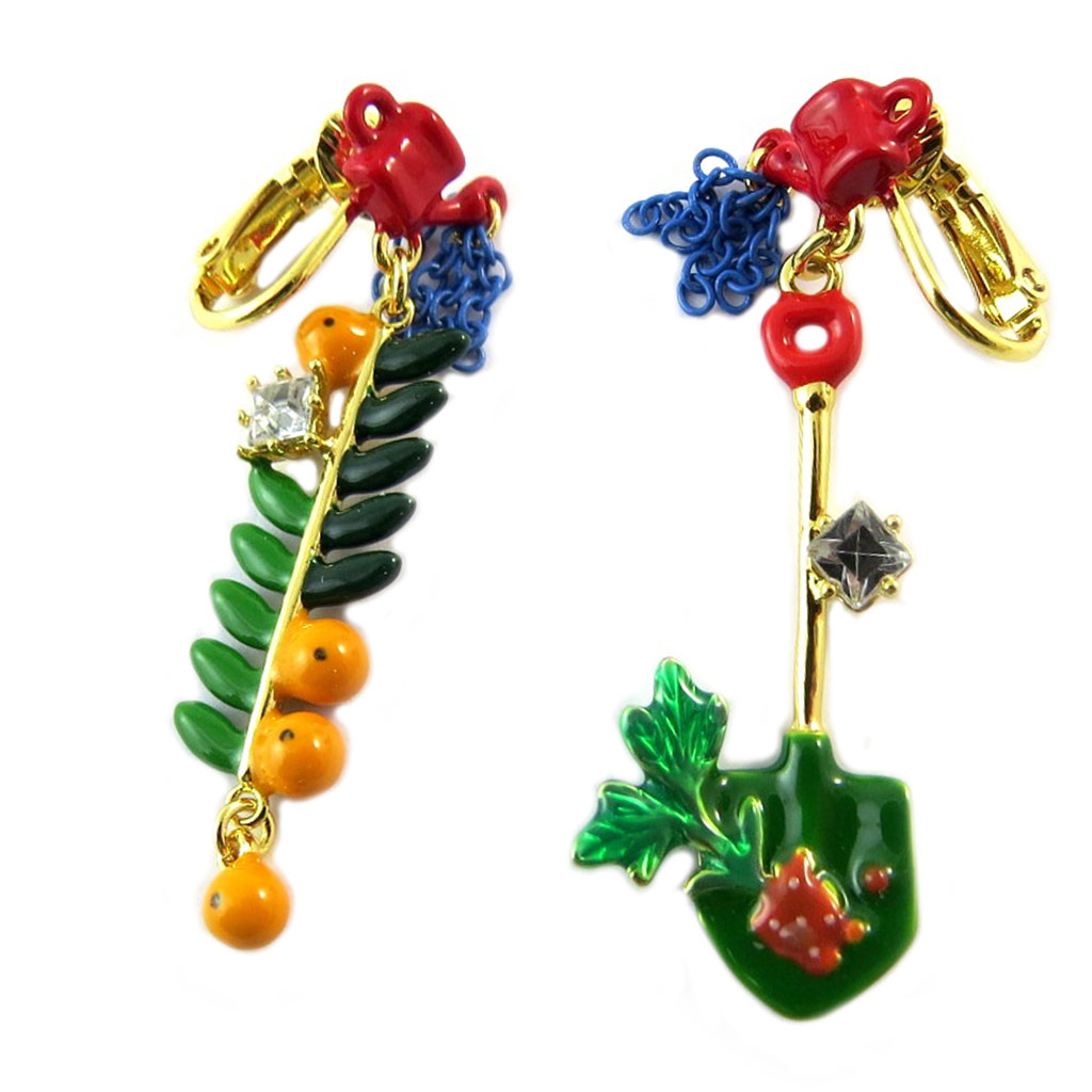 Boucles d\'oreilles clips artisanales \'Monde Merveilleux\' (Potager du Bonheur) multicolore doré - 50x15 mm - [P2050]