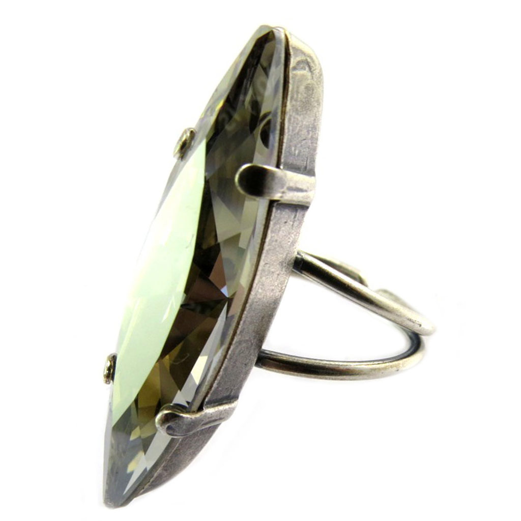 Bague artisanale \'Tsarine\' reflets argentés argenté - 35x10 mm - [P5502]