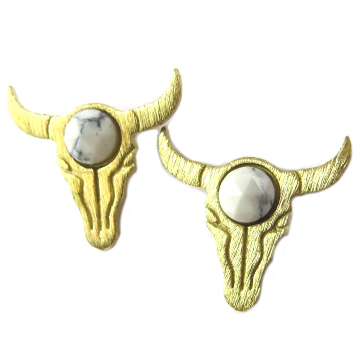 Boucles artisanales \'Boho\' blanc doré (crâne de bison) - 15x14 mm - [Q1554]