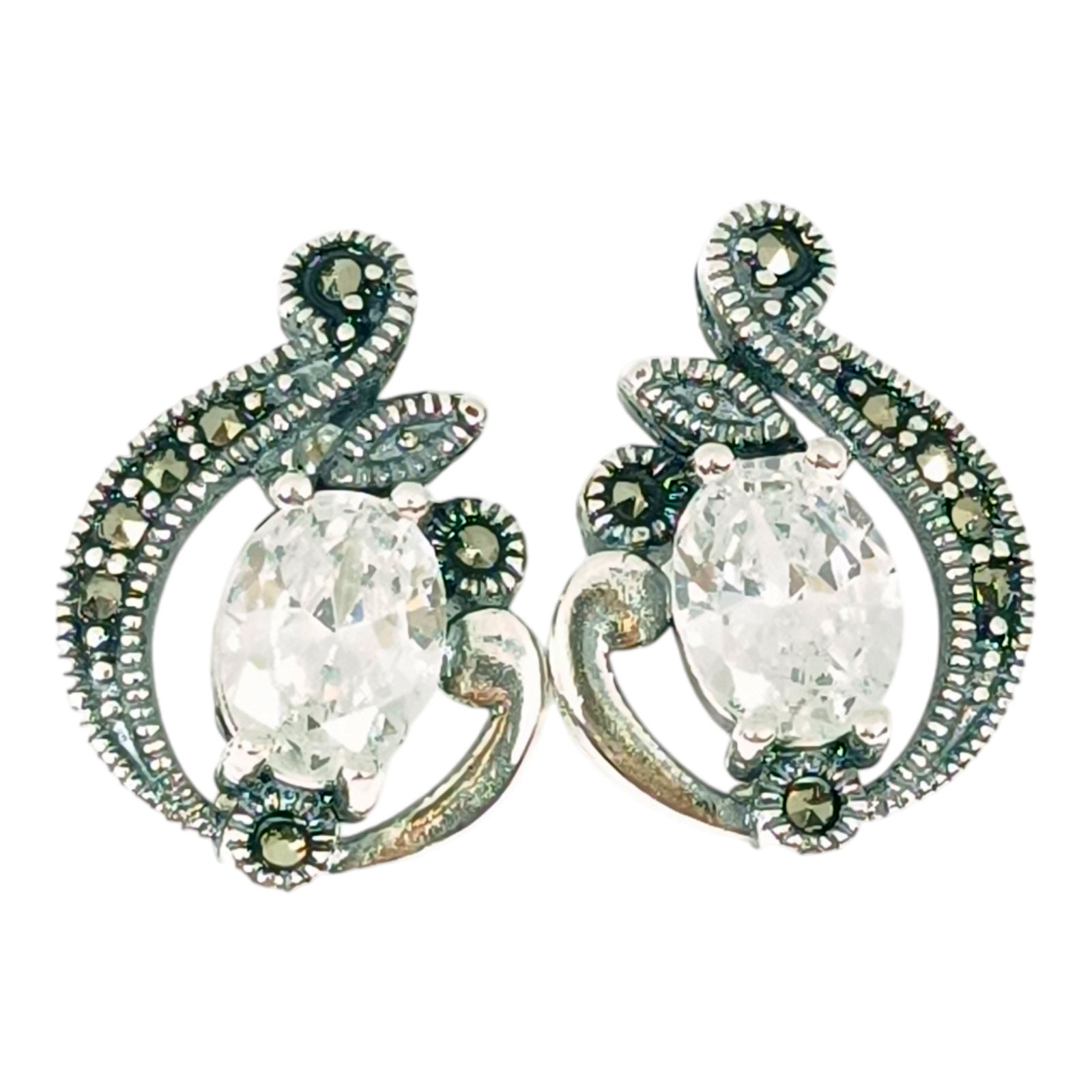 Dormeuses Argent \'Sappho\' blanc marcassite argenté - 19x14 mm - [S1194]