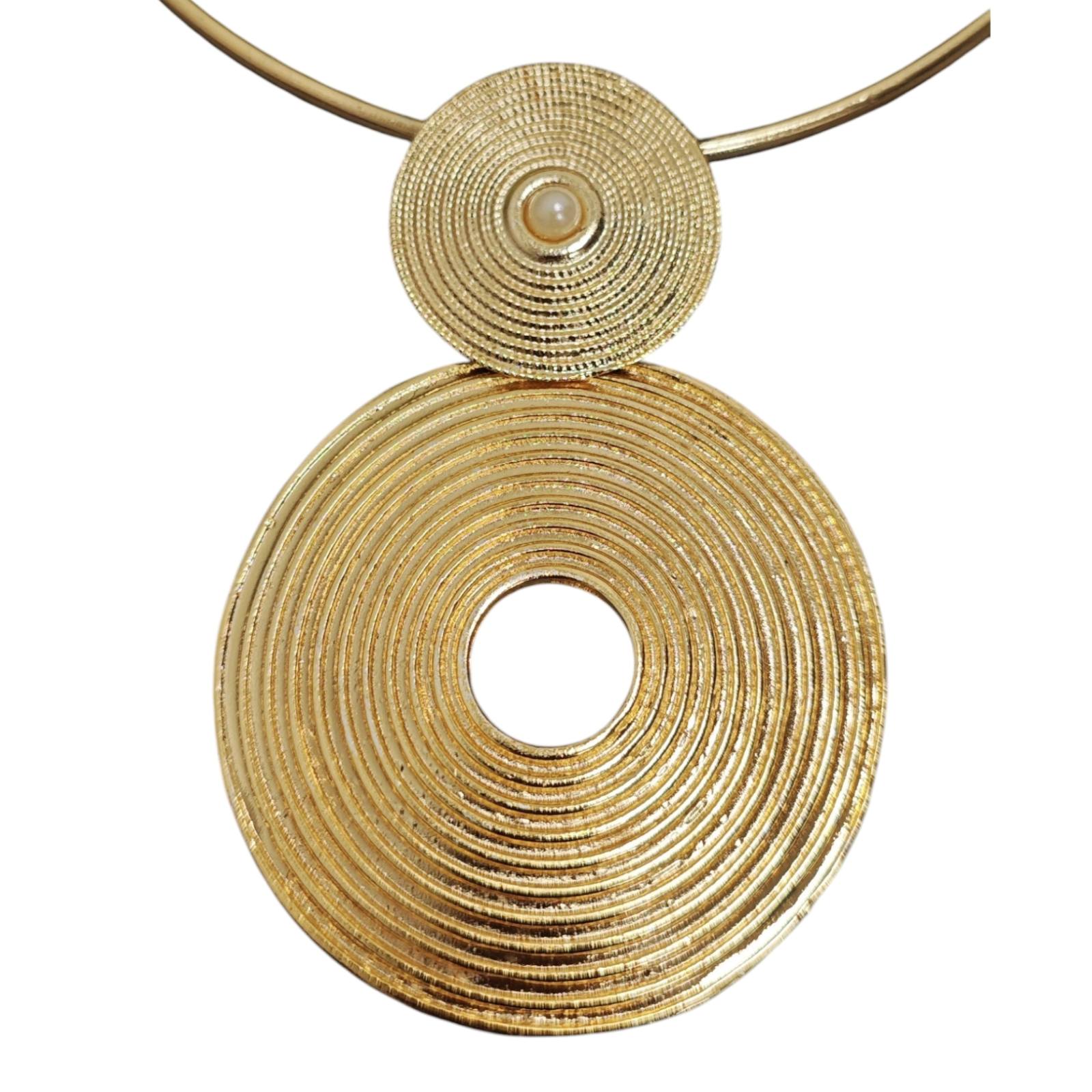Collier Créateur \'Cléopatra\' doré - 100x68 mm - [S1863]