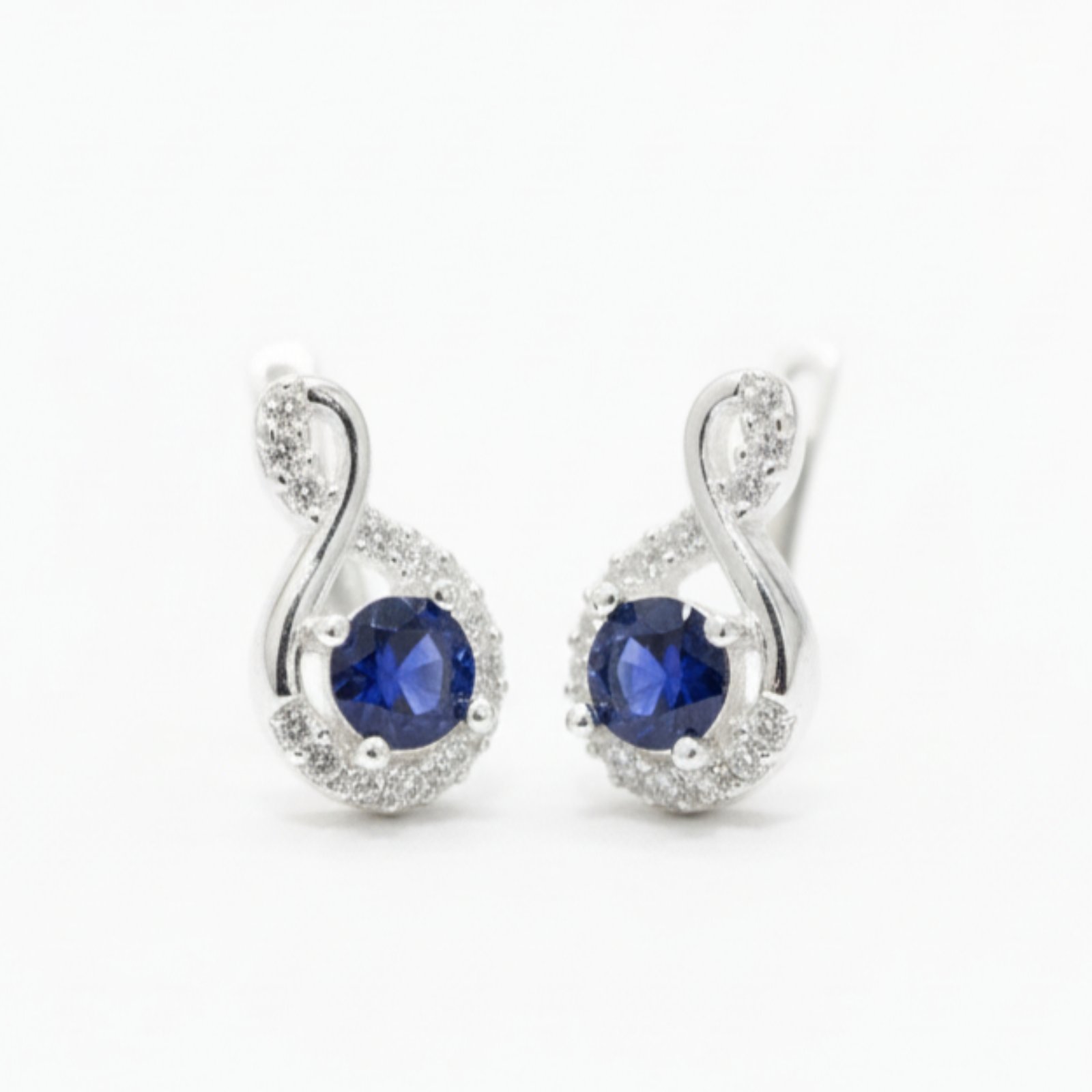 Boucles dormeuses argent \'Arégonde\' bleu argenté - 18x8 mm  - [S2036]