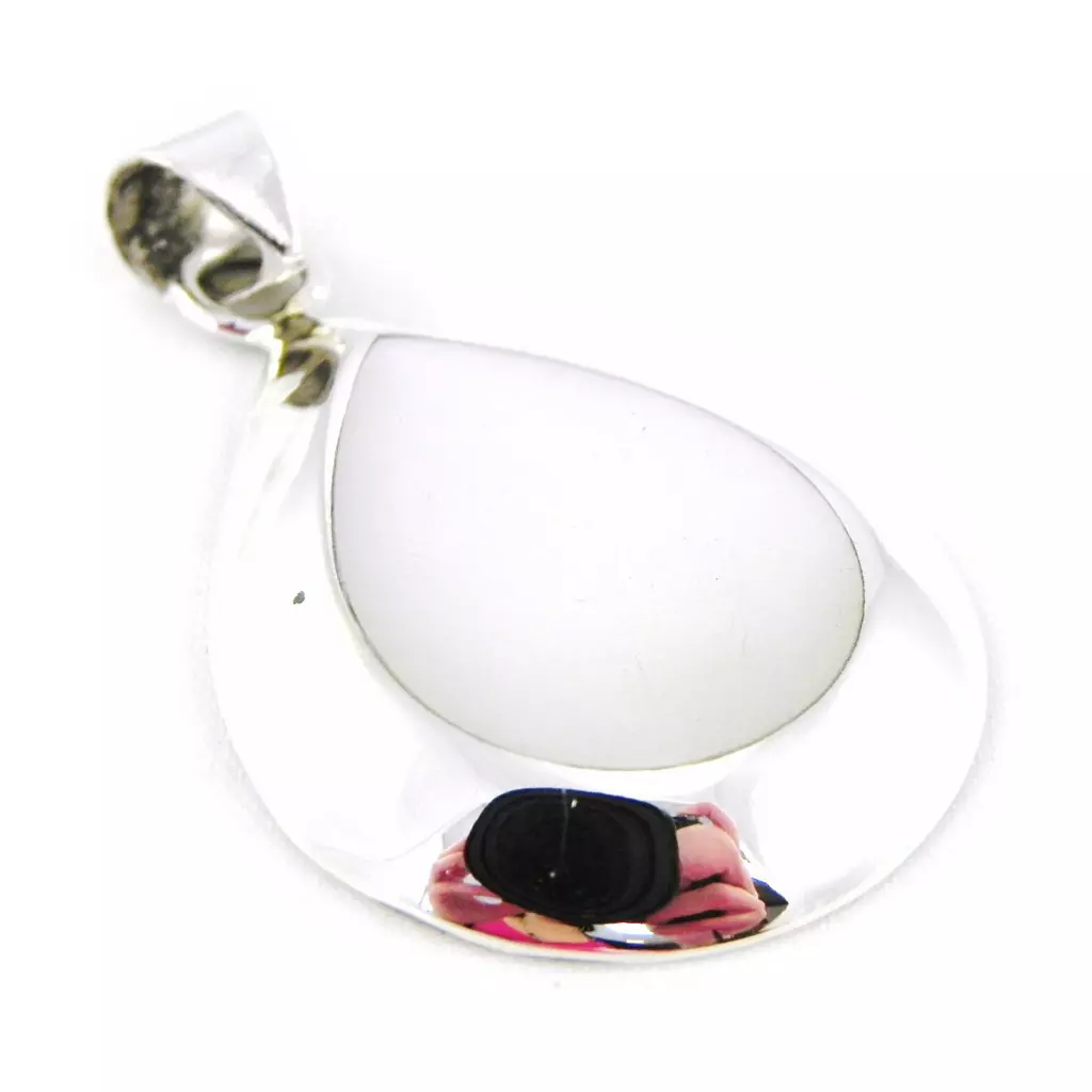 les trésors de lily Pendentif Argent artisanal 'Sagesse' nacre argenté 26x22 mm [H2545]
