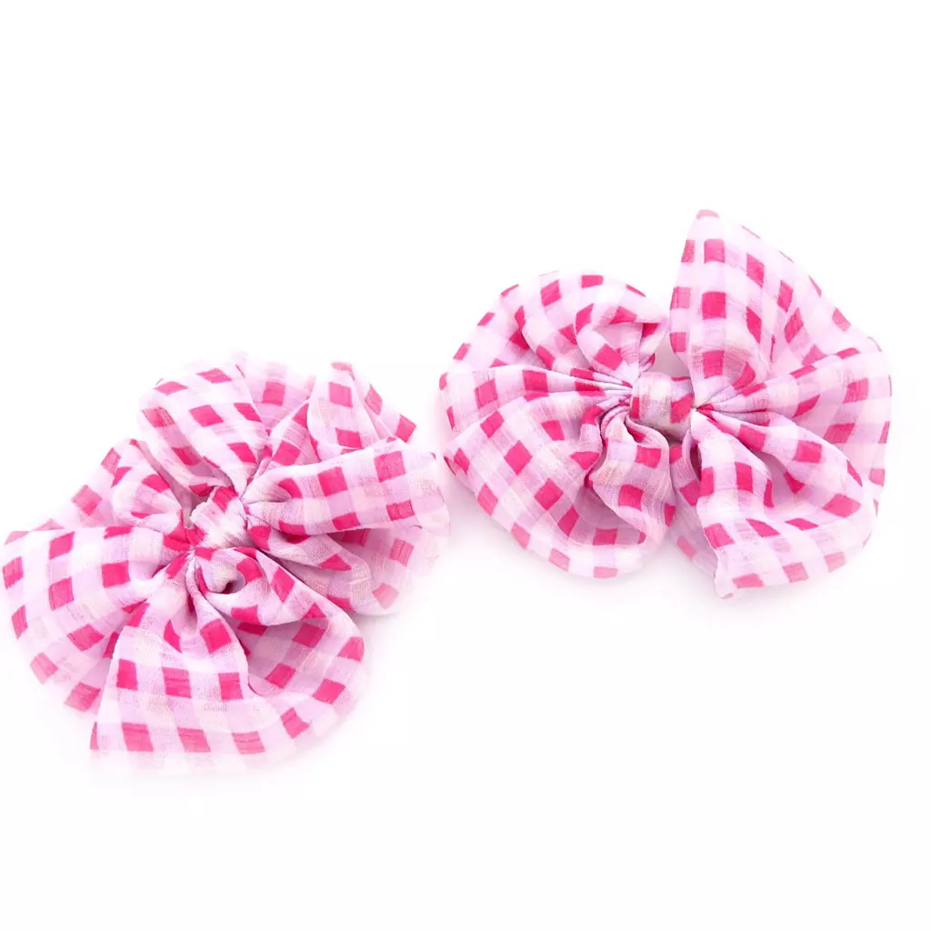 les trésors de lily Paire de barrettes créateur 'Scarlett' rose vichy 10x8 cm [K0704]