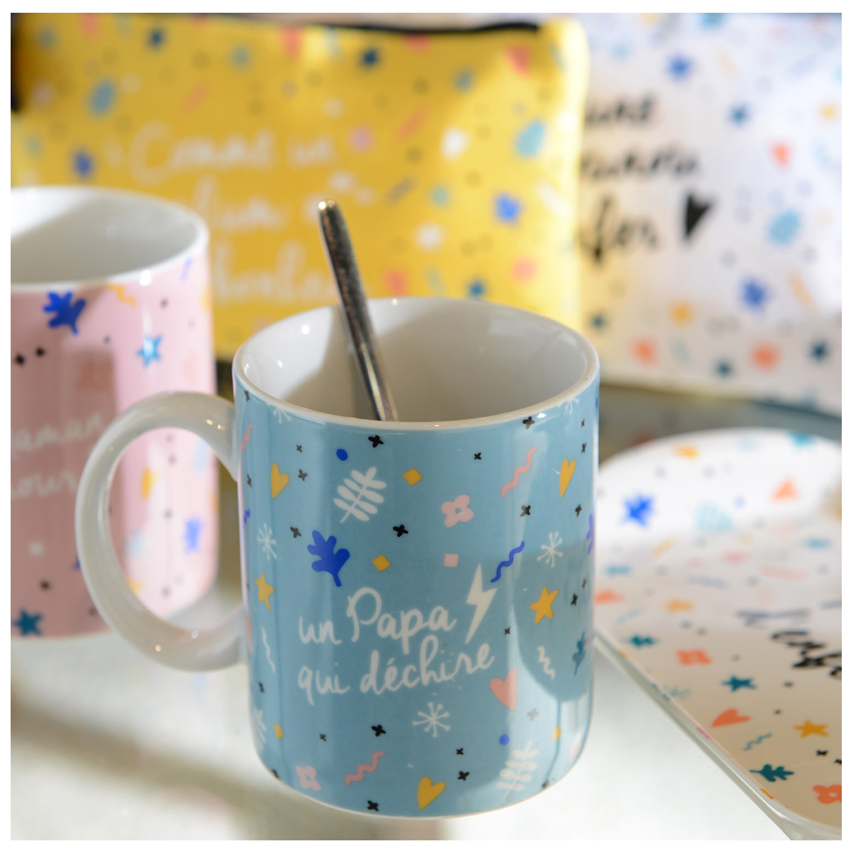Mug porcelaine \'Messages\' bleu (Un papa qui déchire !) - 95x80 mm - [Q9569]