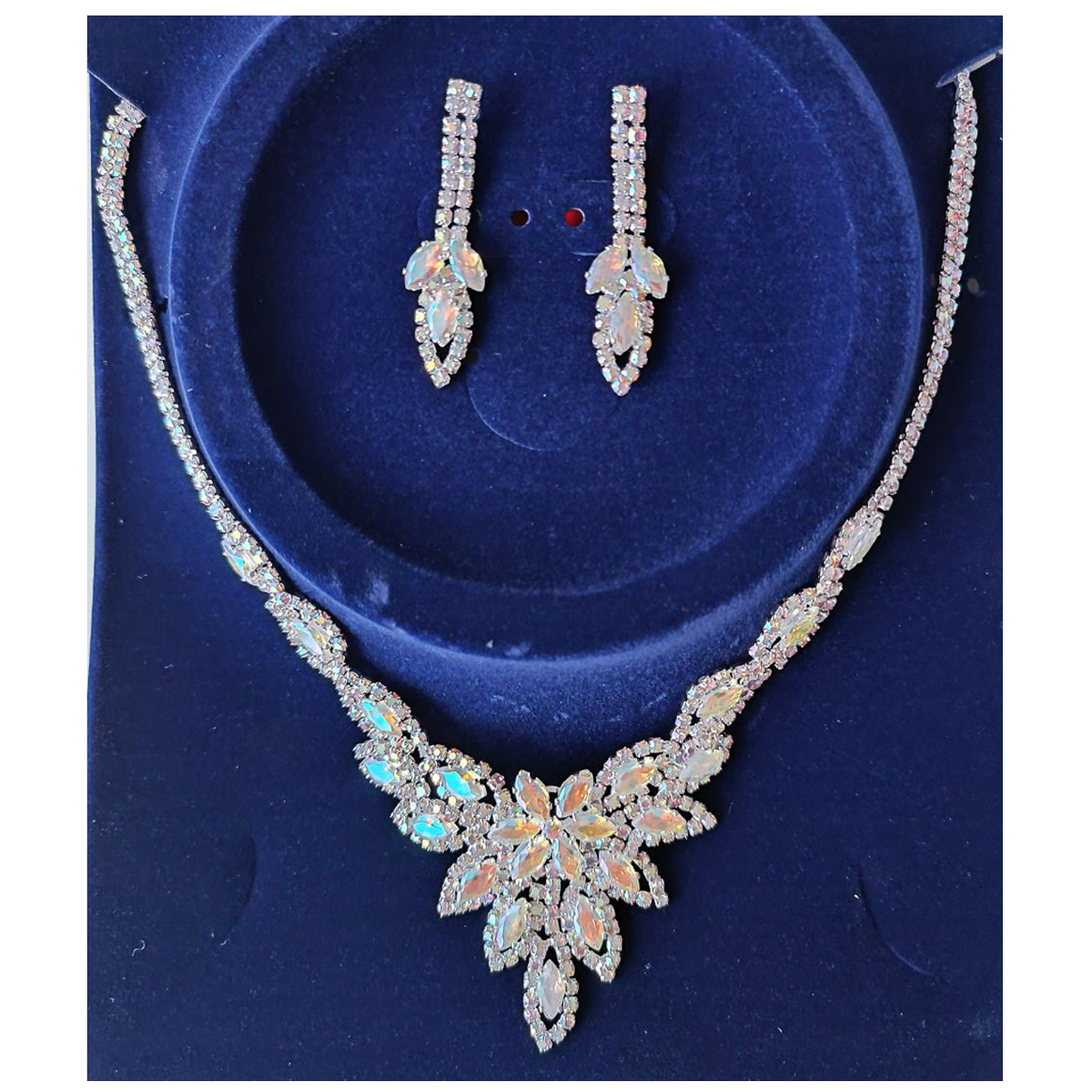 Parure créateur \'Sissi\' blanc boréal argenté (collier + boucles) - motif 9x4 cm - [R7363]