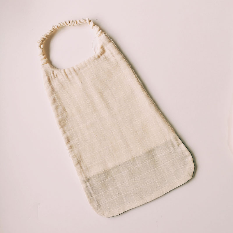 serviette douce et épaisse en coton bio pitigaia facile à enfiler avec élastique