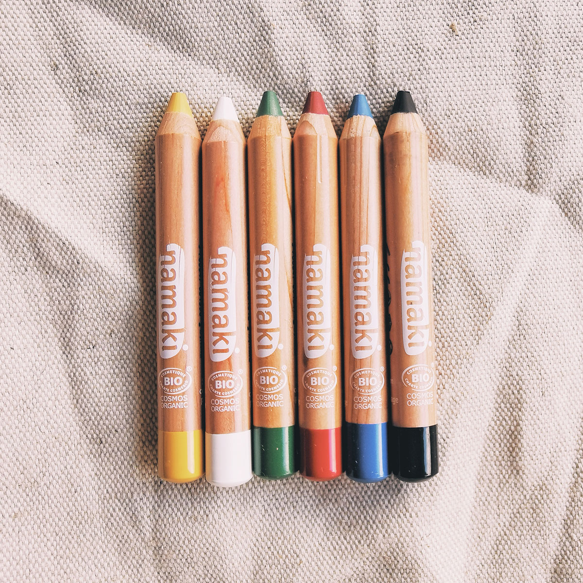 6 crayons de maquillage et tatouage - Arc en ciel