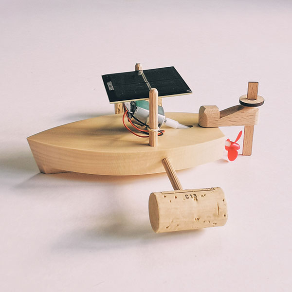 Kit de construction d'une éolienne - Newton's lab - Jouets éducatifs/Jeux  scientifiques - Môme des bois