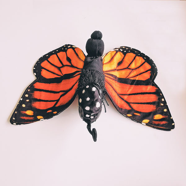 Marionnette géante cycle de vie du papillon monarque