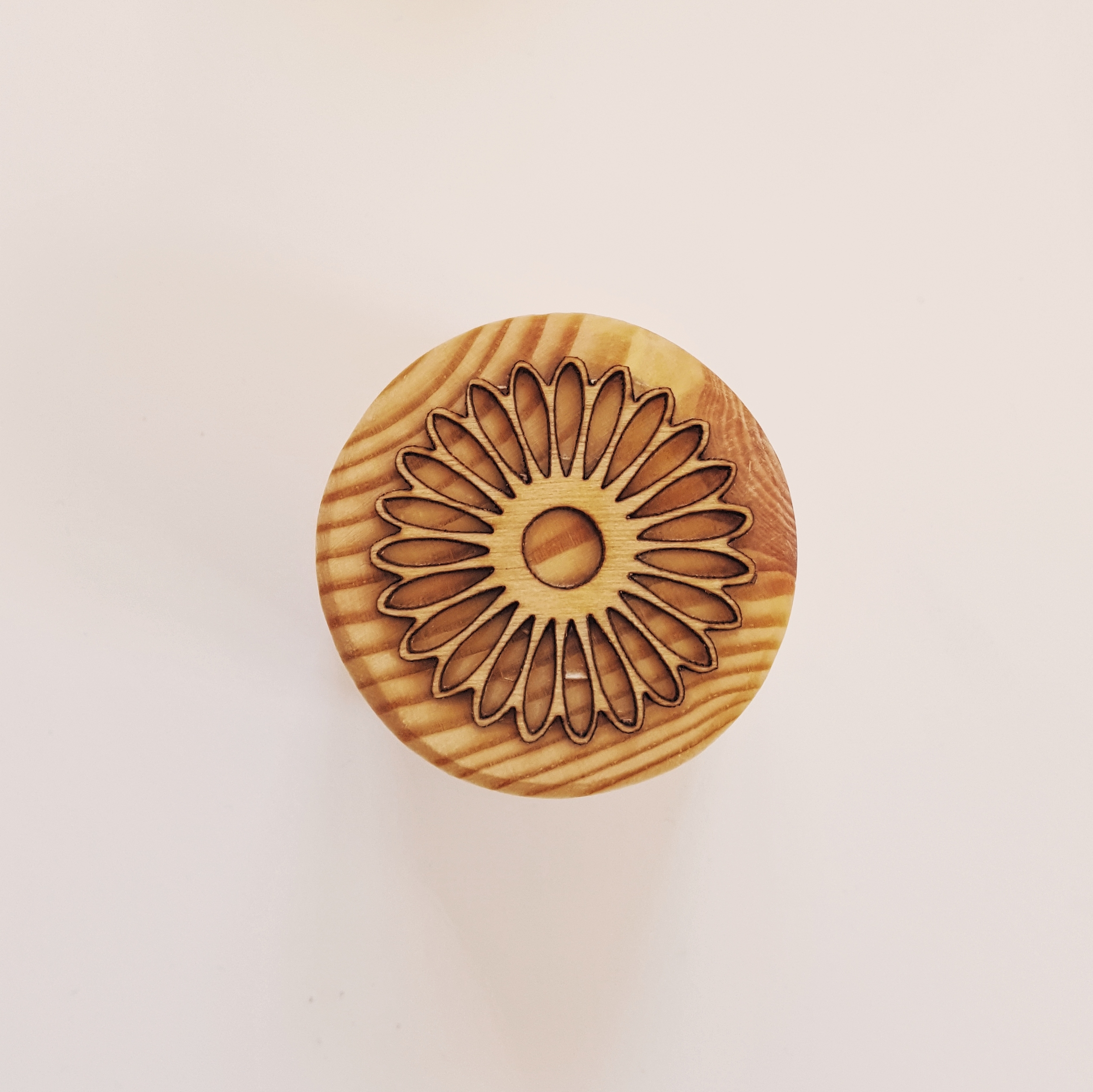 tampon pâte à modeler fleur