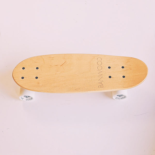 planche-skateboard-enfant-5-ans-bois-nature-banwood