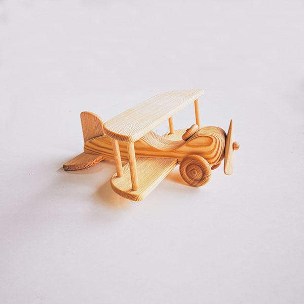 Avion jouet en bois