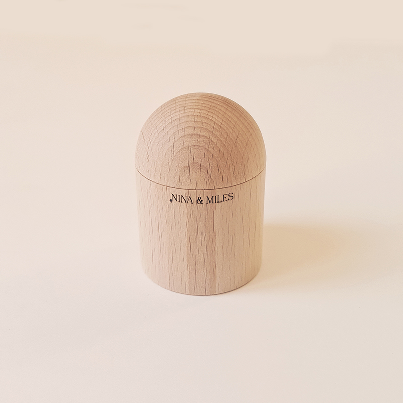 Shaker cylindre en bois - 3 mois et +