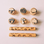 accessoires-en-bois-pour-pate-a-modeler-feuilles-champignons-theme-automne-kiddi