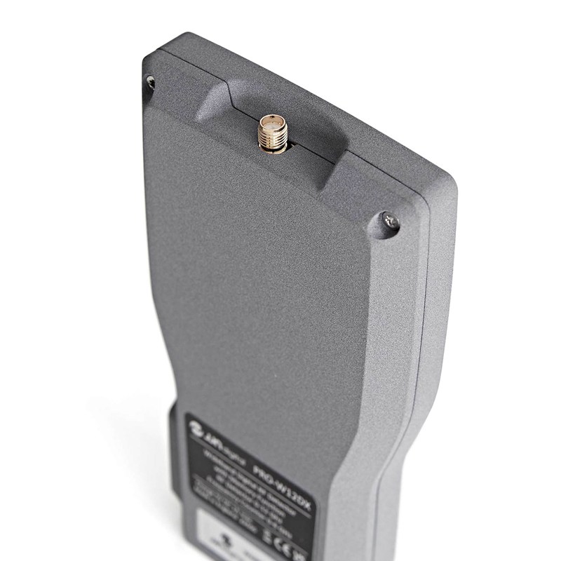 JJN_20PRO-W12DX_MAIN_20SHOT_20CONNECTOR