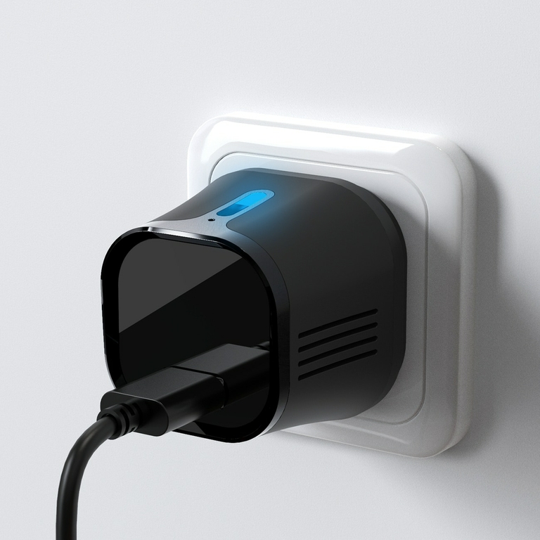 Prise caméra espion 4K WiFi/IP Europeconnection