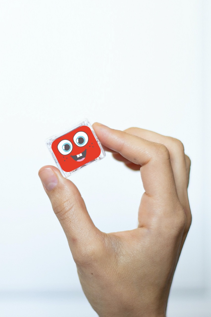 Glo Pals Cubes lumineux Sammy Rouge - Lot de 4 2