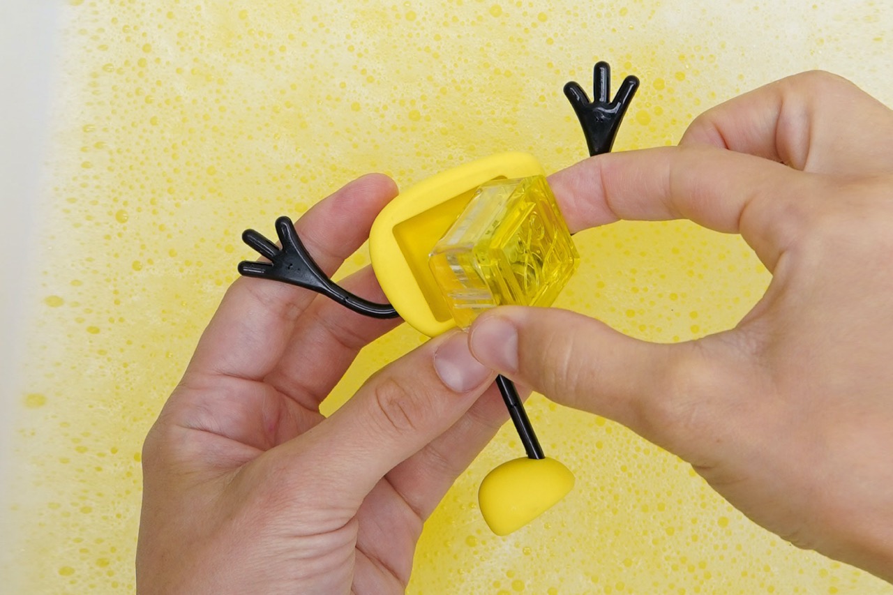 Glo Pals Personnage Alex Jaune + 2 cubes lumineux5 - Grande
