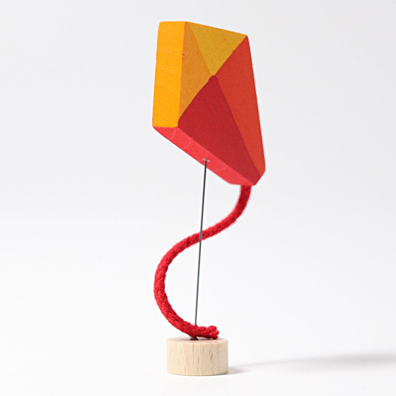 figurine-grimms-cerf-volant
