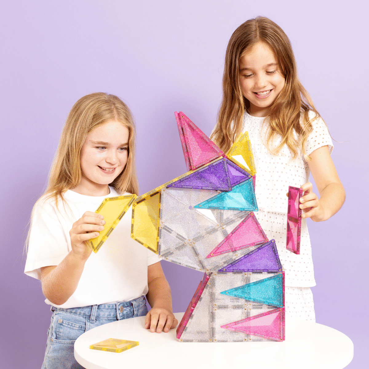 Connetix Glitter unicorn jeu magnétique Licorne pailletée 56 pièces4
