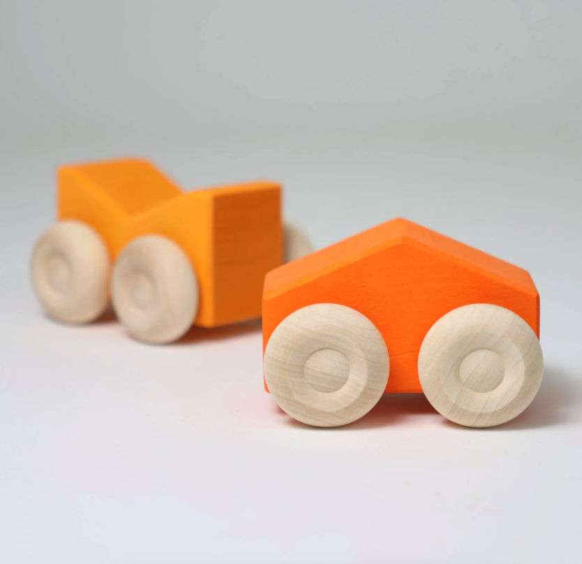 Voitures empilables oranges Grimms2