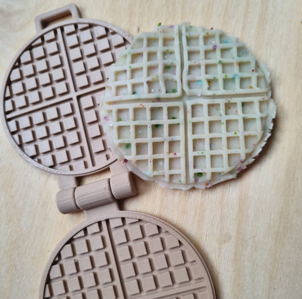 Kiddi Moule pour sable magique et pâte à modeler - Faire une gaufre 1