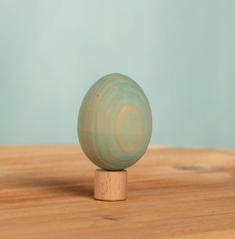 BumbuToys Figurine en bois pour couronne de célébration - Oeuf bleu1