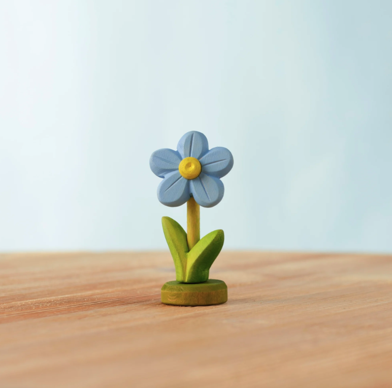 BumbuToys Figurine en bois pour couronne de célébration - myosotis6